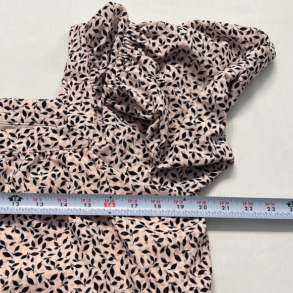 D12- NWT Who What Wear Bishop Pink Black Leaves Ruffles Dress Size Small - Picture 6 of 14